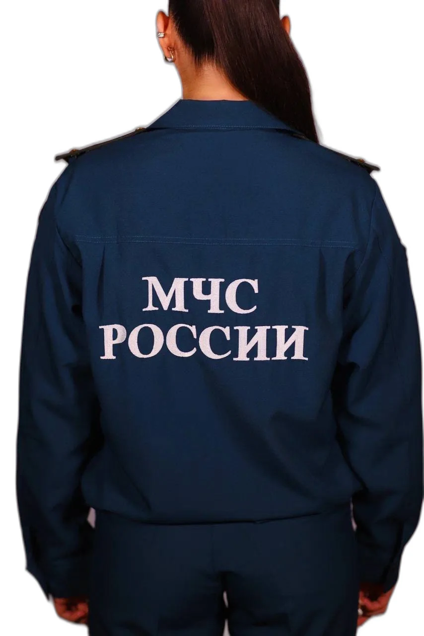 Форма МЧС — вид сзади